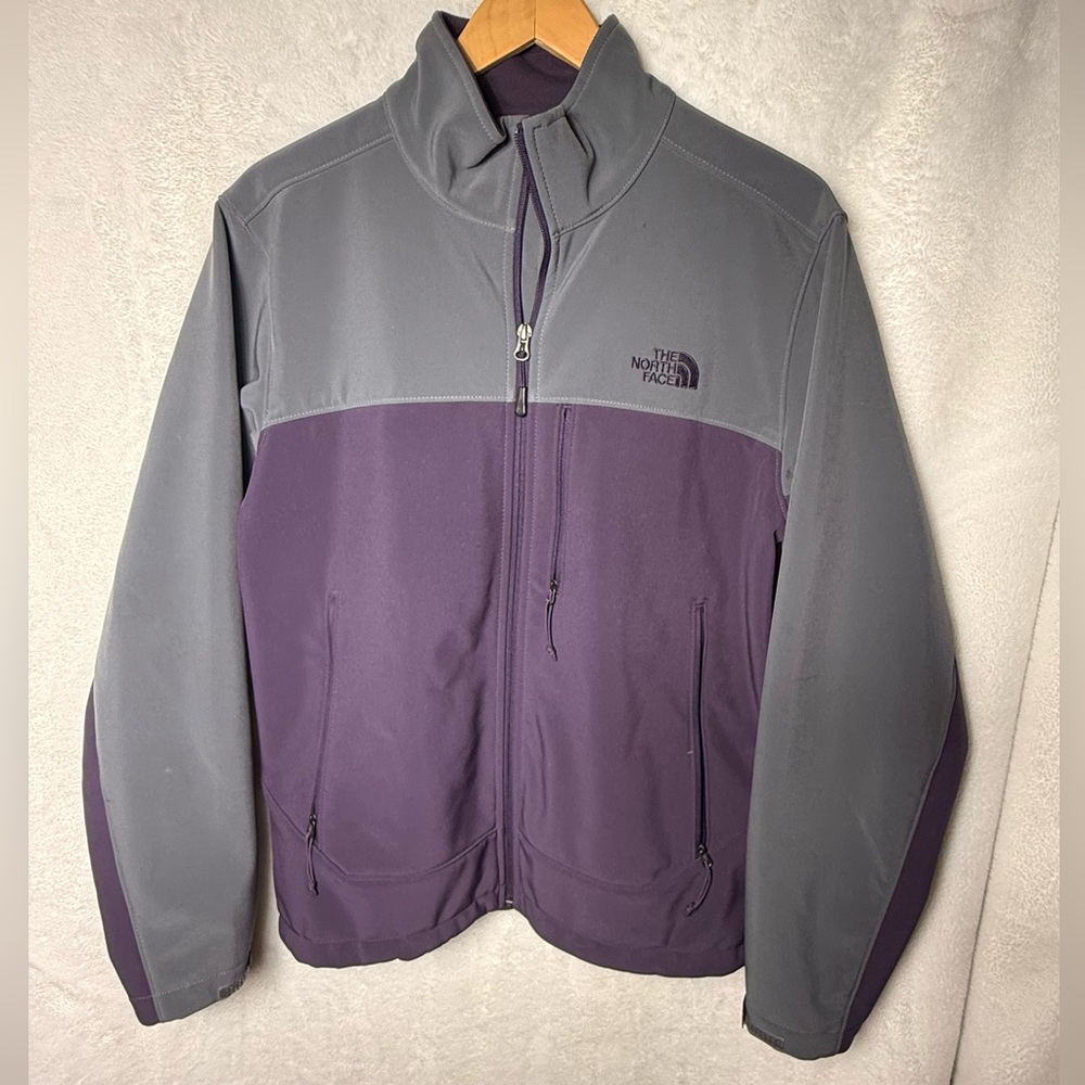 The North Face Men's Gray and Purple Lined Lightweight Jacket